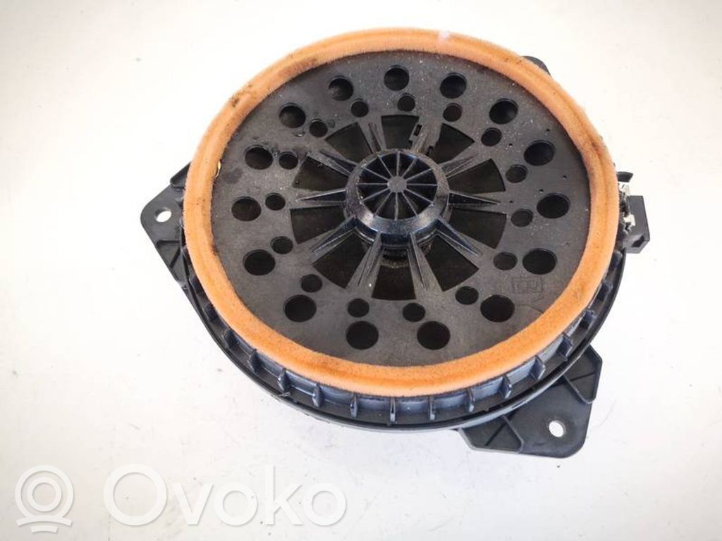 Subaru Outback (BS) Altavoz de la puerta delantera 