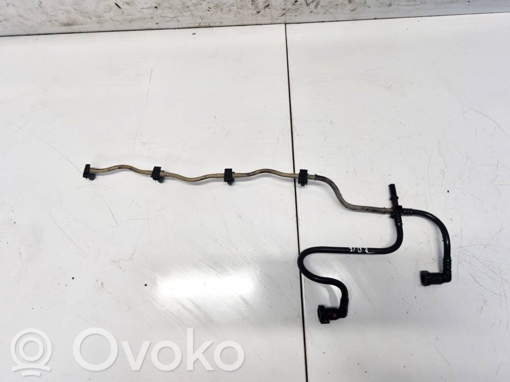 Ford Transit Conductă/furtun combustibil