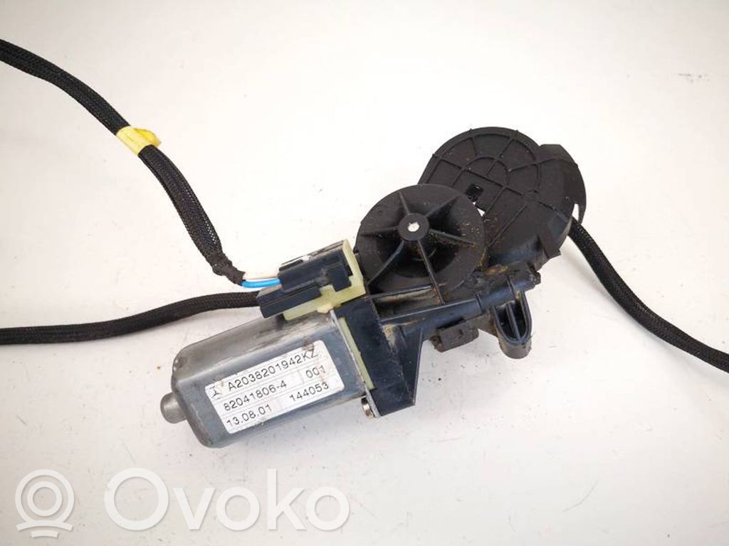 Mercedes-Benz C W203 Motorino di regolazione del sedile