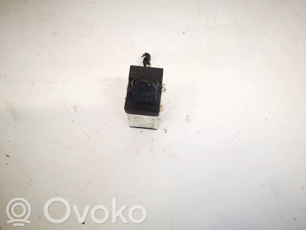 Chrysler Sebring (ST-22 - JR) Przyciski szyb 