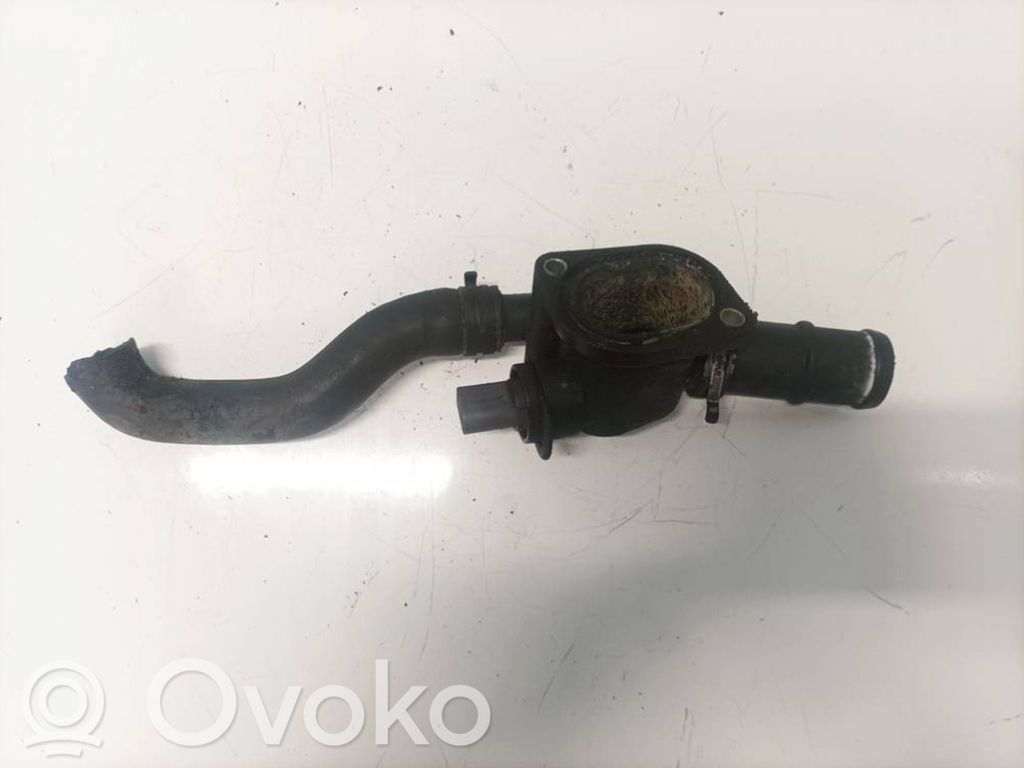 Audi A6 S6 C6 4F Moottorin vesijäähdytyksen putki/letku 
