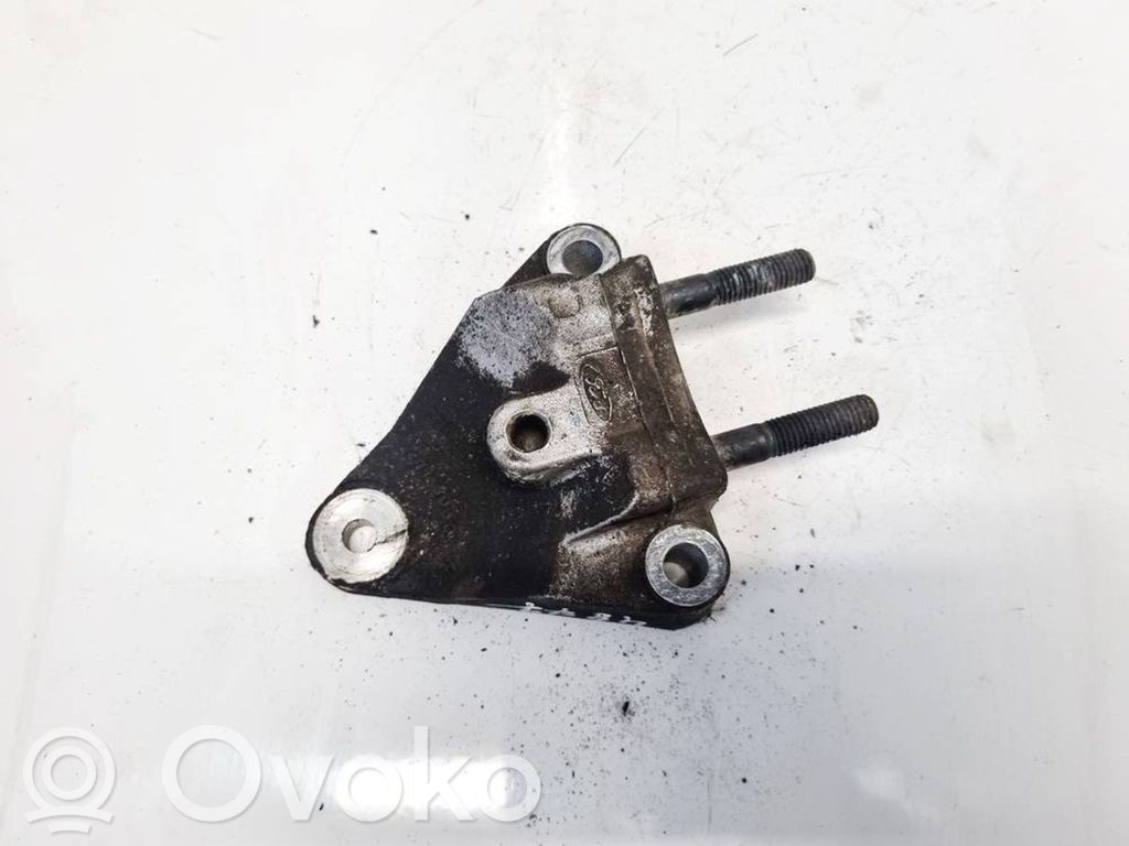 Ford Mondeo Mk III Engine mounting bracket 