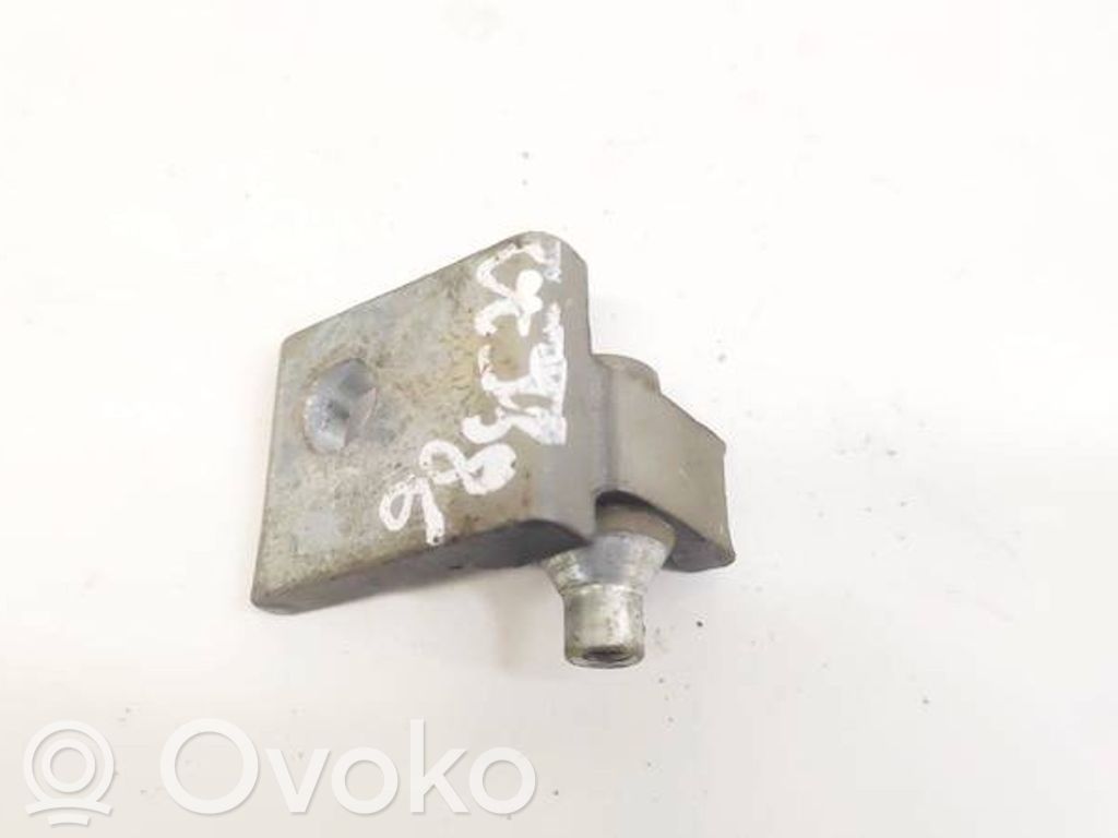 Fiat Croma Takaoven alasarana 