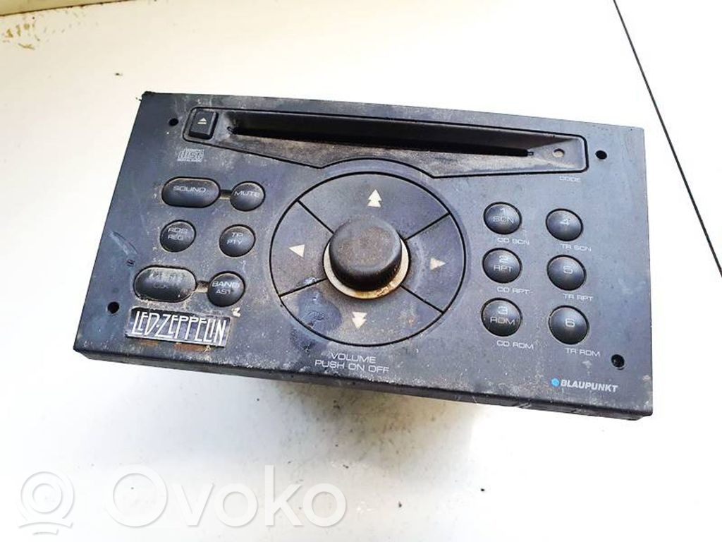 Volkswagen PASSAT B5.5 Radio / CD-Player / DVD-Player / Navigation 
