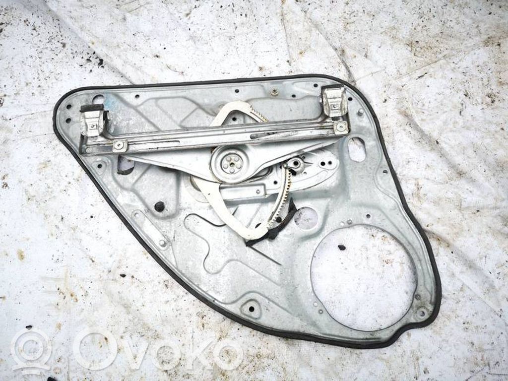 Ford Focus Regulador con motor de la ventanilla de la puerta corredera 