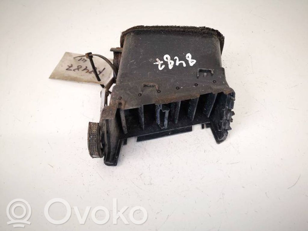 Toyota Corolla Verso AR10 Dysze / Kratki środkowego nawiewu deski rozdzielczej 