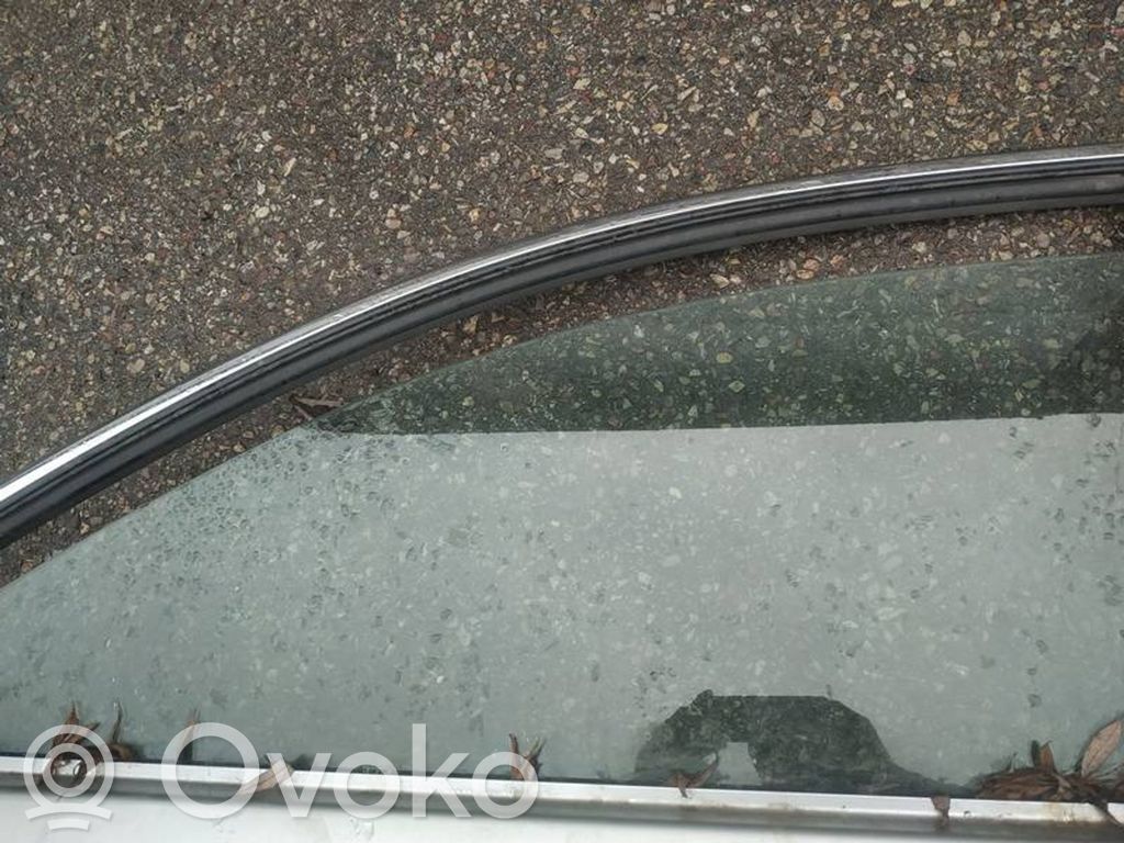 Honda CR-V Geam ușă față patru uși