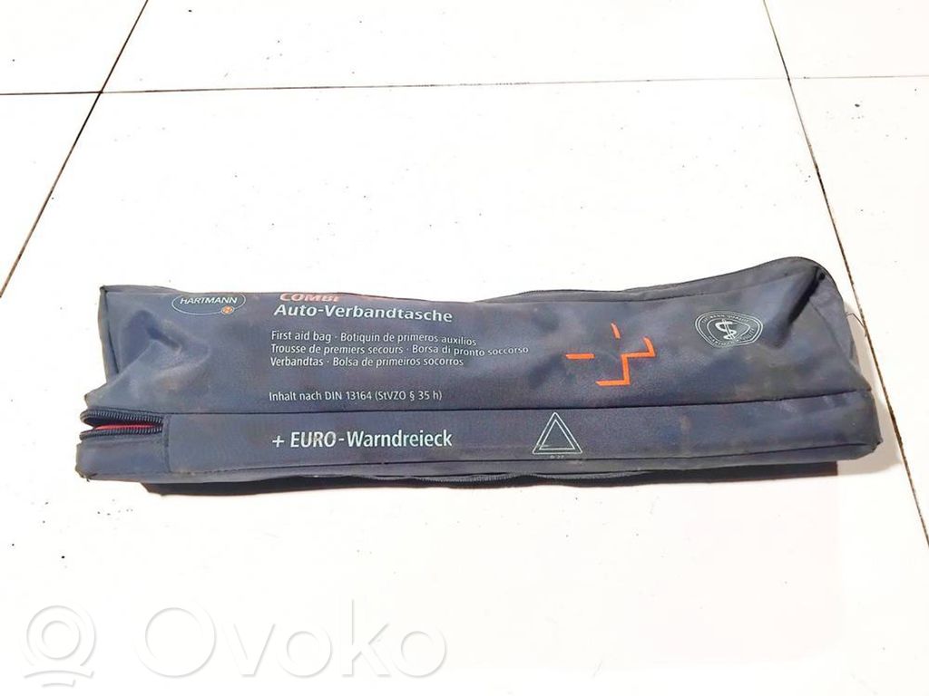 Varoituskolmio   E1327R030028,E1327R030028