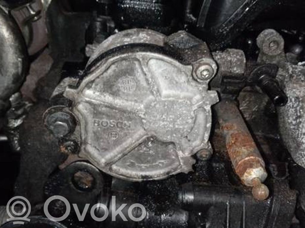 Ford C-MAX I Pompe à vide 