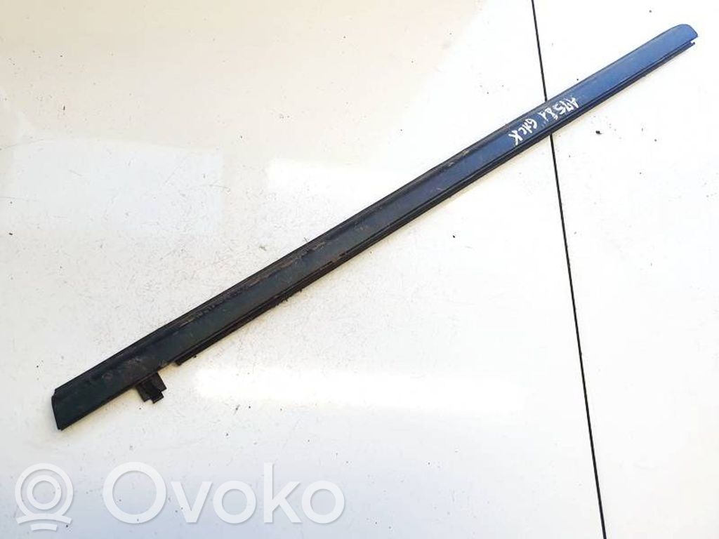 Honda Civic Ornament geam ușă spate 