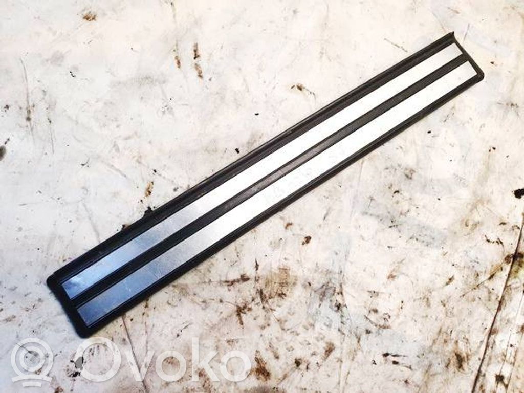 Mercedes-Benz E W210 Capac prag spate 