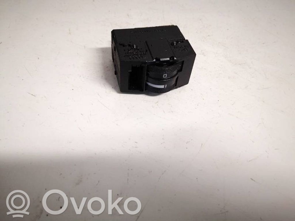 Headlight level height control switch   8L0919094B,8L0919094B