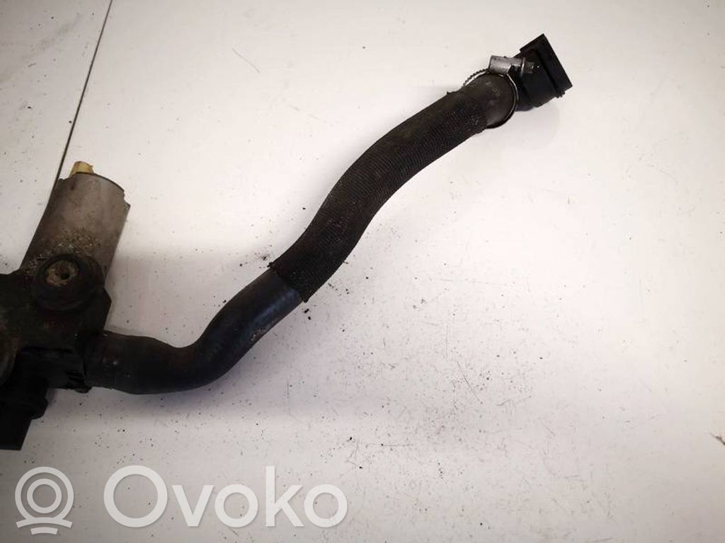 BMW 1 E81 E87 Tubo flessibile del liquido di raffreddamento del motore