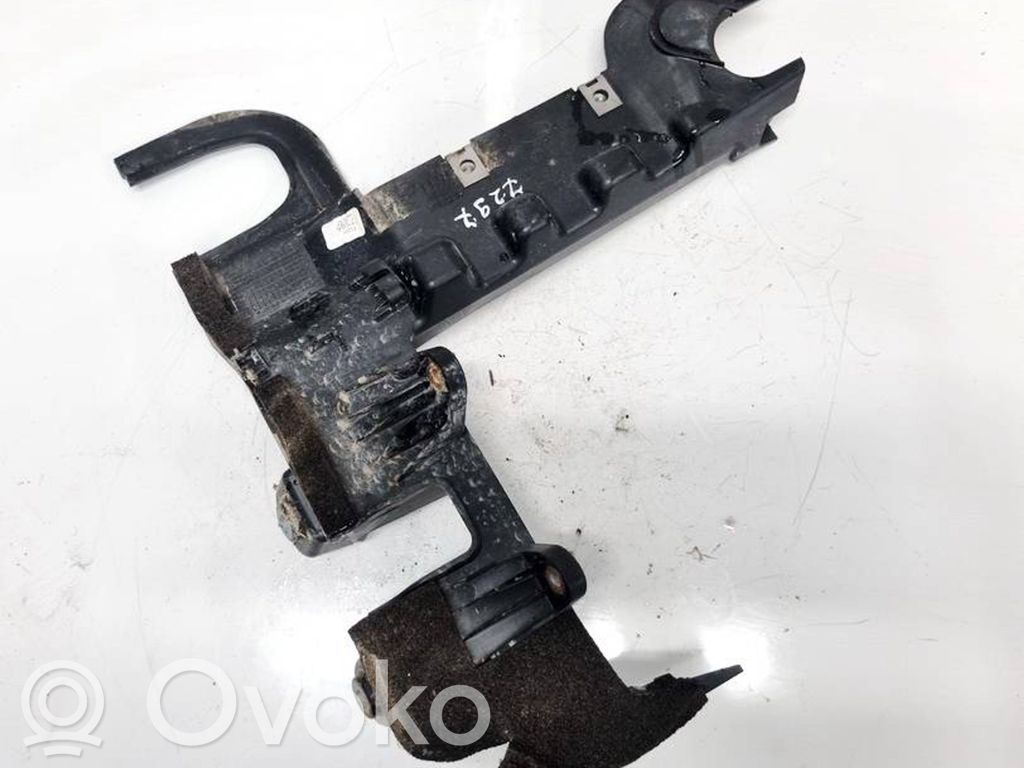 Land Rover Range Rover Evoque L551 Battery bracket 