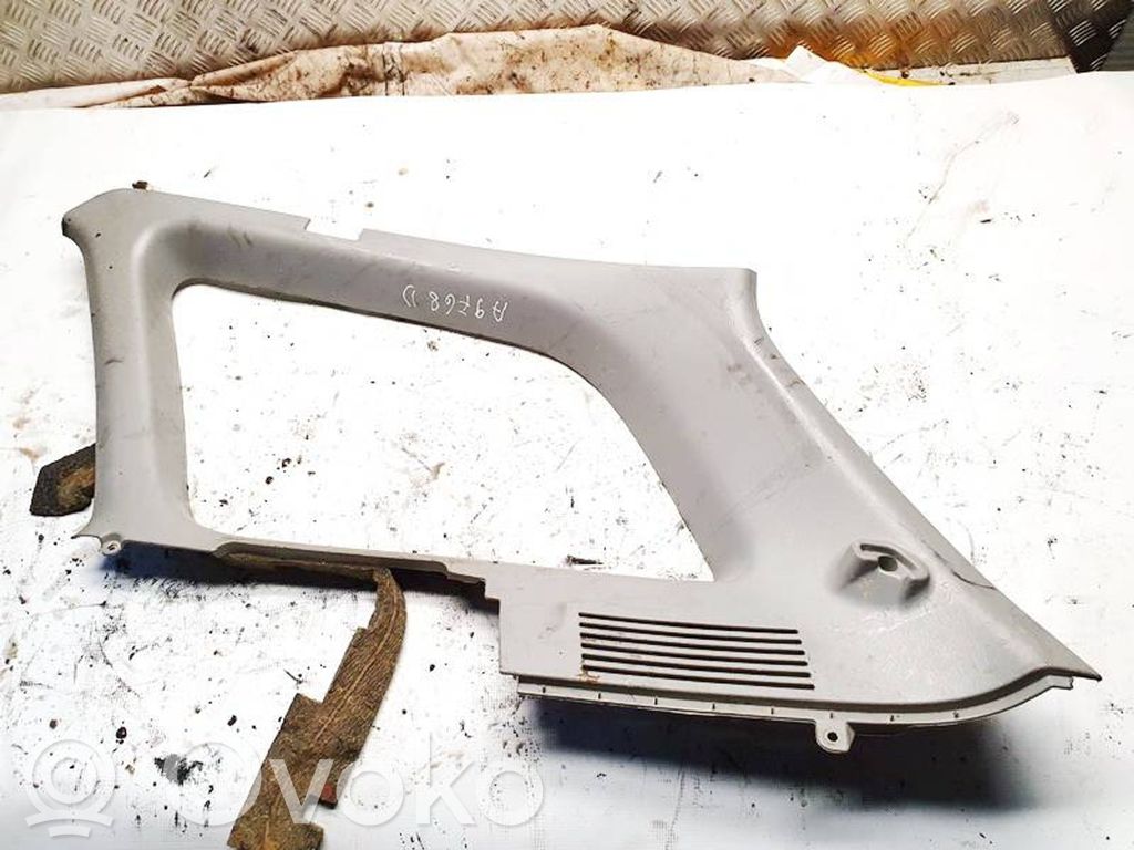 Toyota Avensis T220 Altra parte interiore 