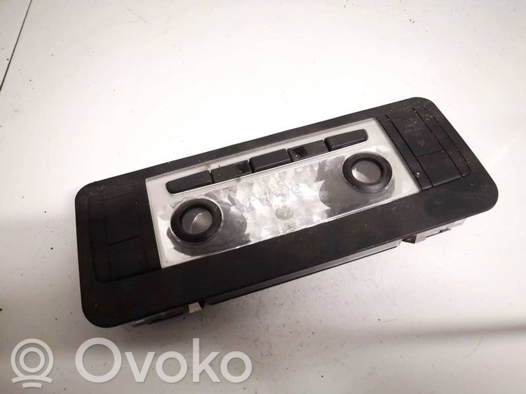 Etuistuimen valo   918007601,918007601,1000248801,9120849,918007601,918007601