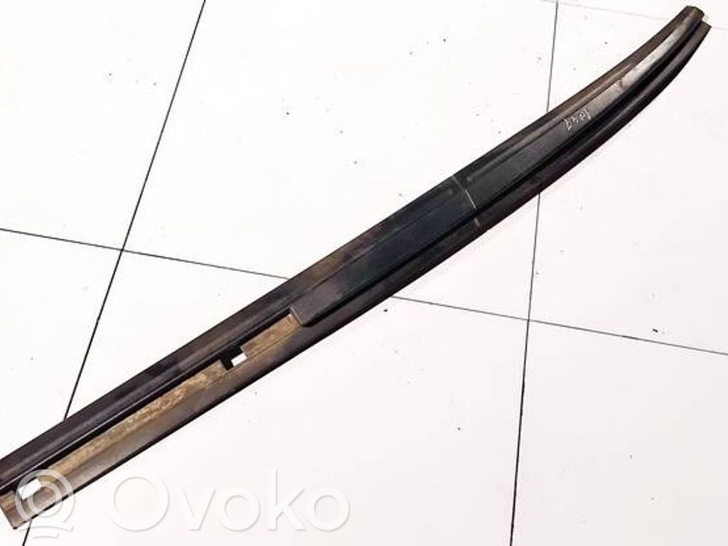 Muu ulkopuolen osa   0UD17TRM,11009B,0UD17TRM,11009B