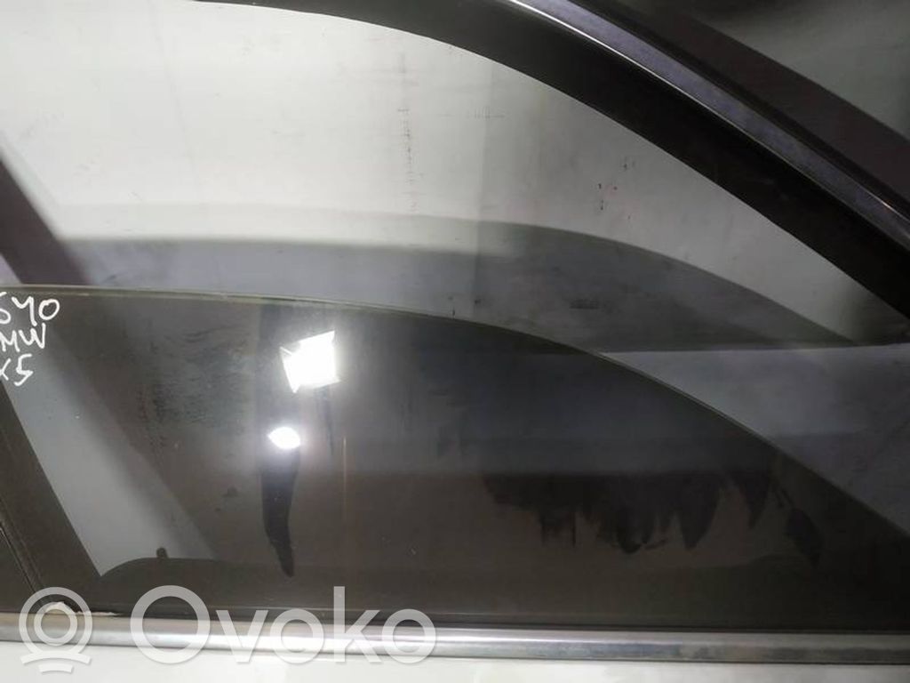 BMW X5 E70 Vetro del finestrino della portiera anteriore - quattro porte