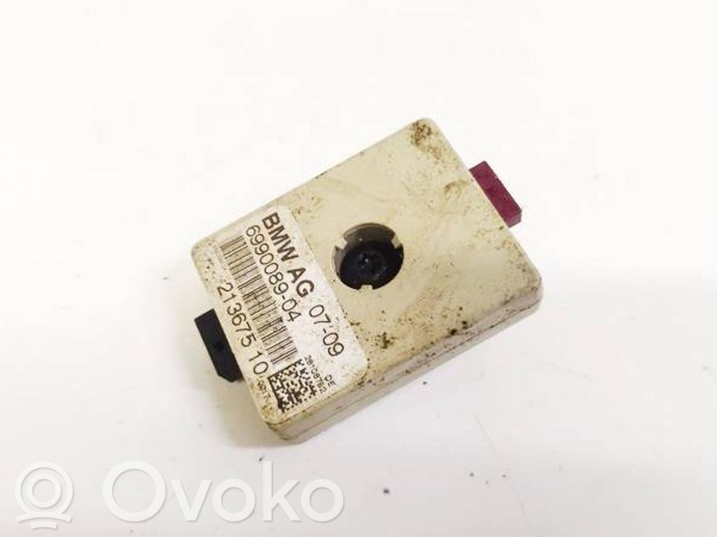 BMW X3 E83 Antenas vadības bloks 