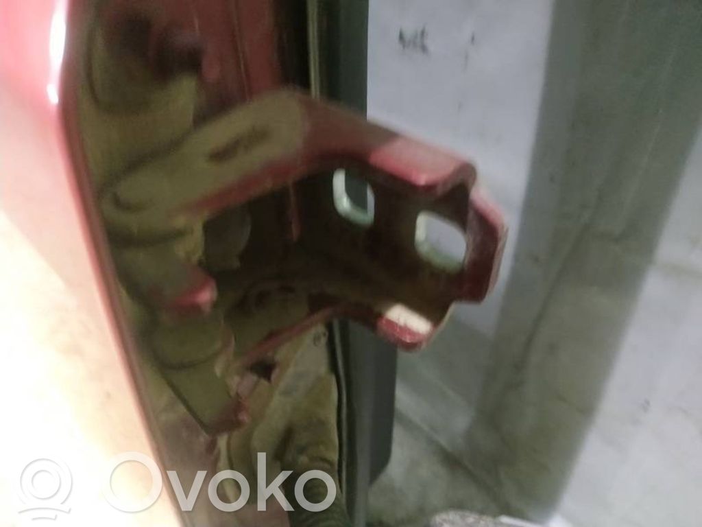 Balama inferioară ușă spate