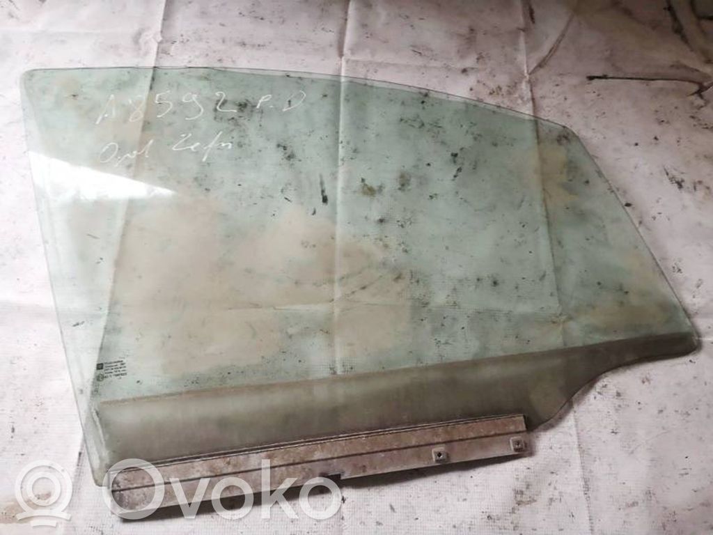 Volkswagen Sharan Vitre de fenêtre porte avant (4 portes)