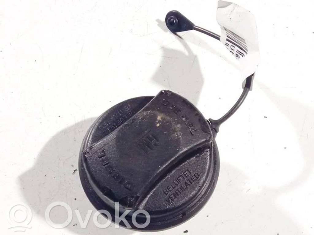 Opel Astra H Bouchon de réservoir essence