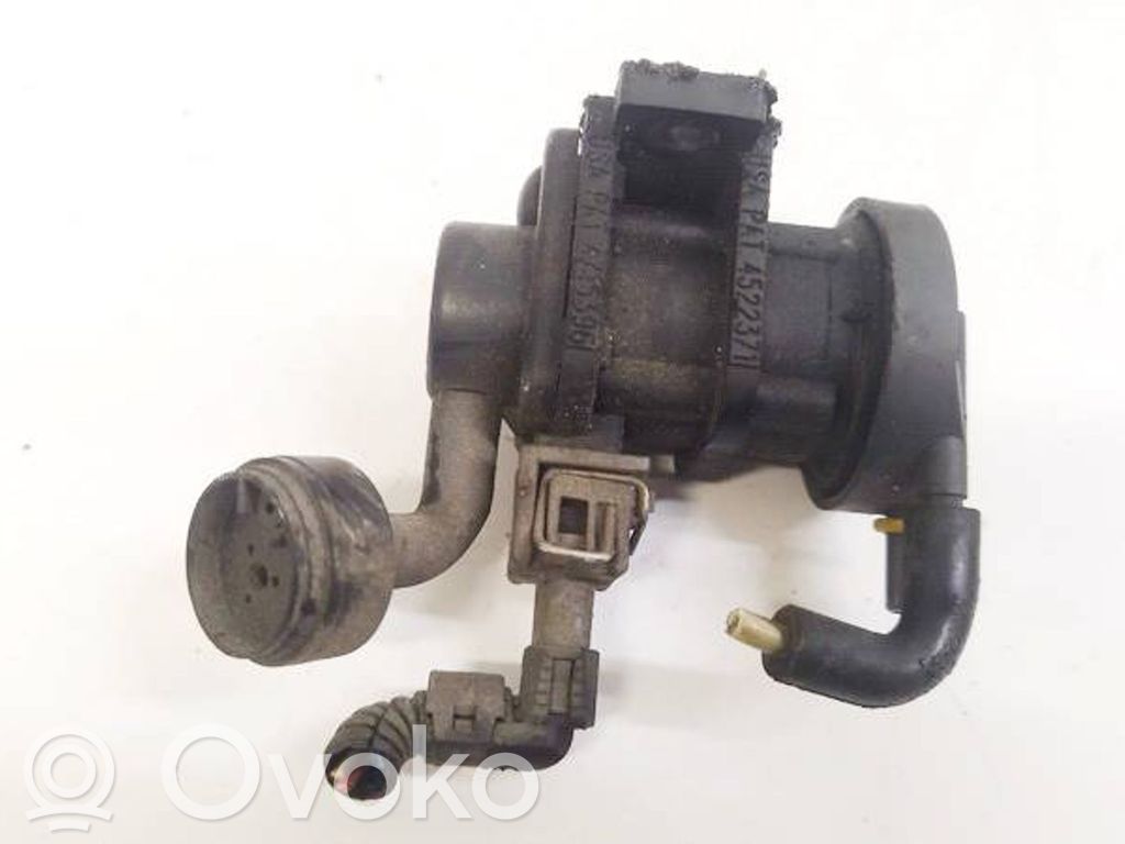 Opel Zafira A Solenoid supapă turbosuflantă 