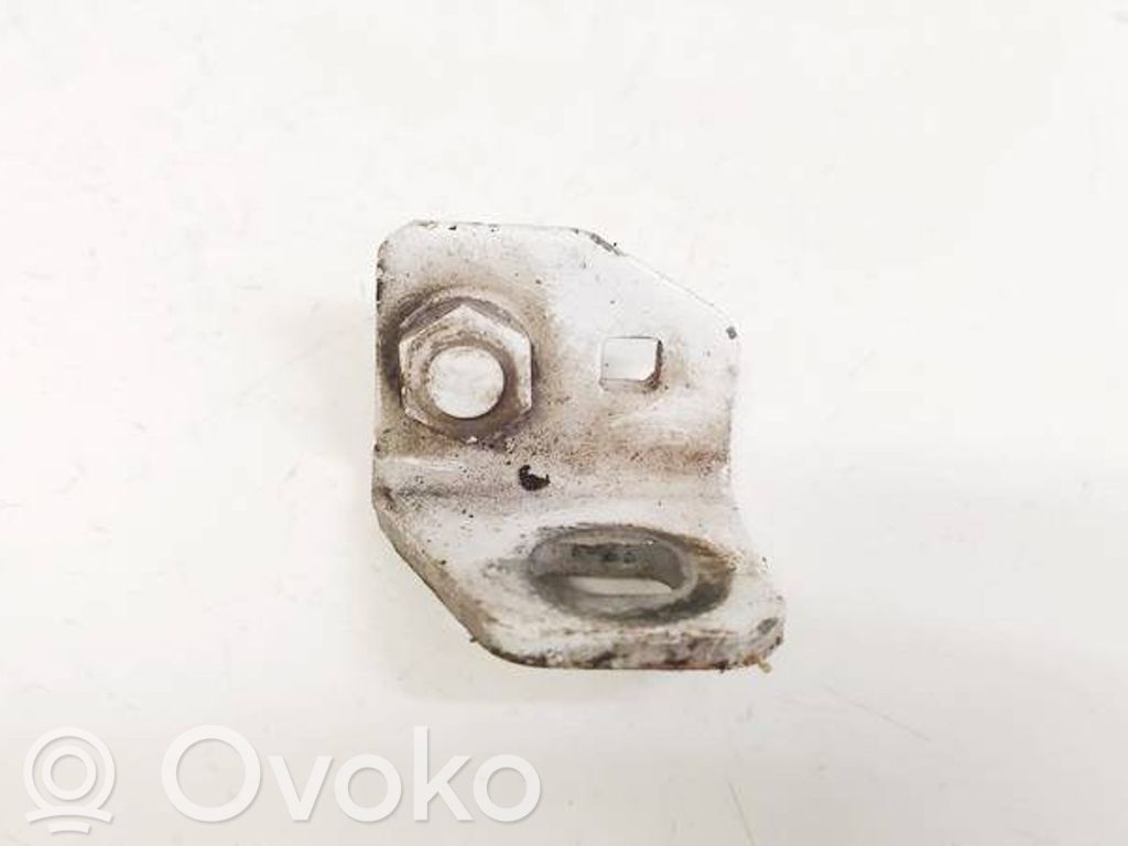 Ford Focus Takaoven alasarana 