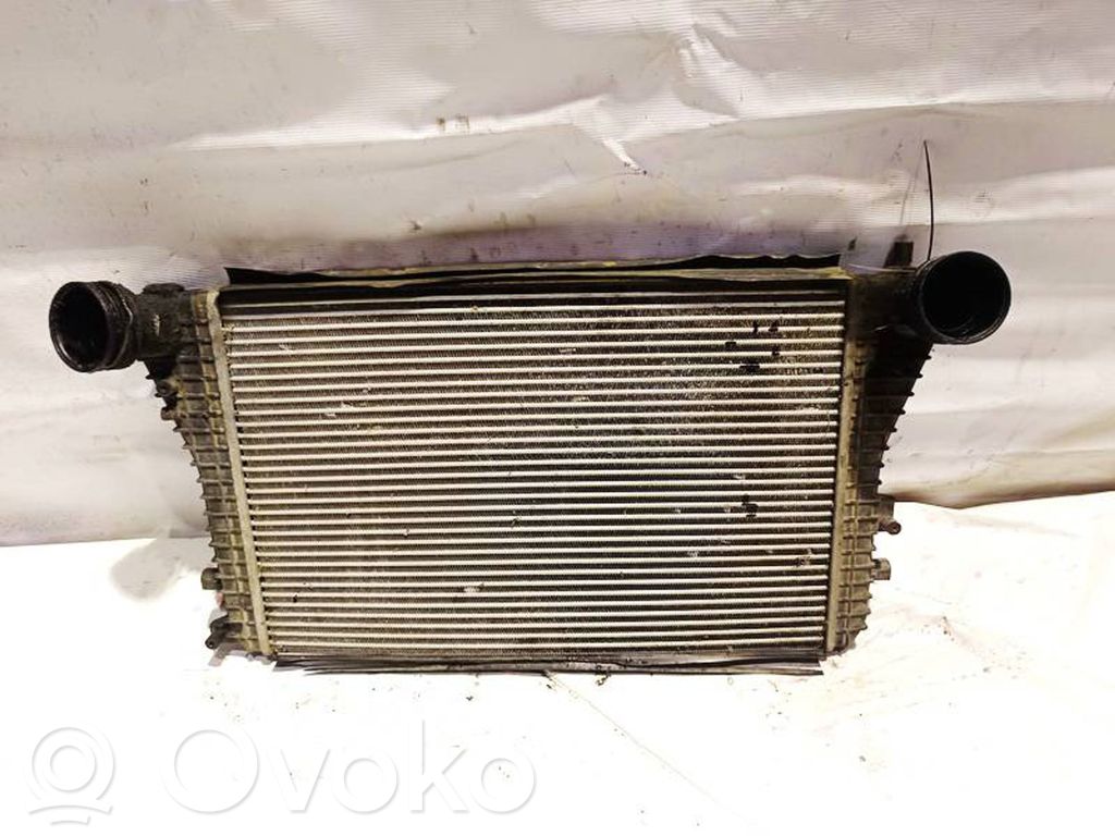Volkswagen Touran I Radiador intercooler 