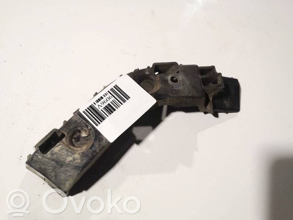 Citroen Berlingo Etupuskurin kannake