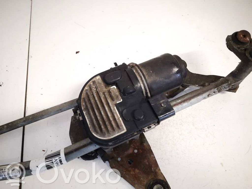 Volkswagen PASSAT B6 Motor ștergător 