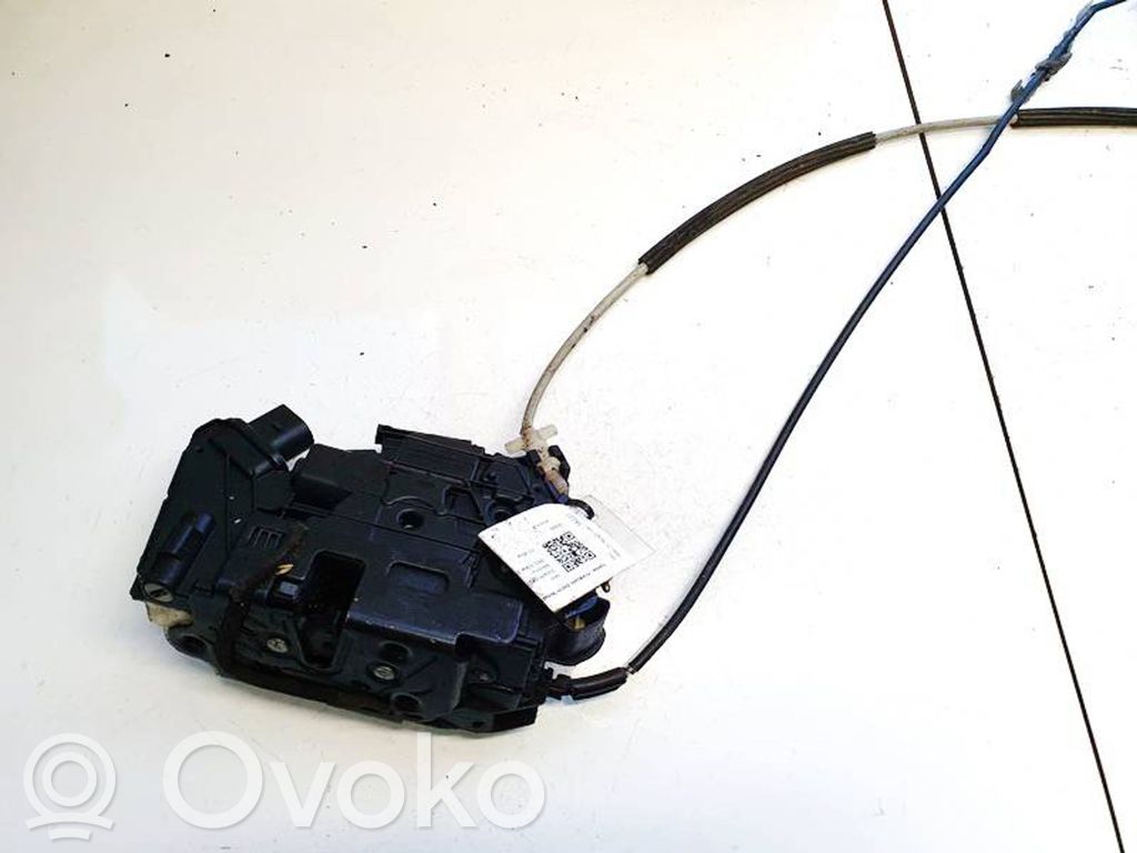 Etuoven lukko   5N2837015C,25A,5N2837015C