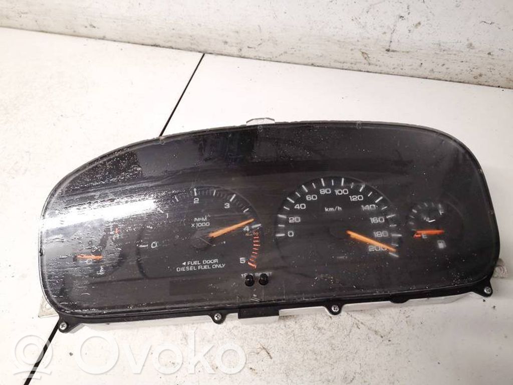 Chrysler Voyager Tachimetro (quadro strumenti) 