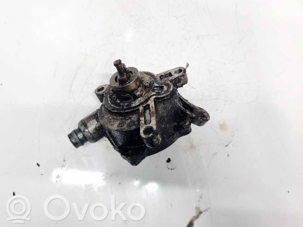 Volvo V70 Pompă vacuum 