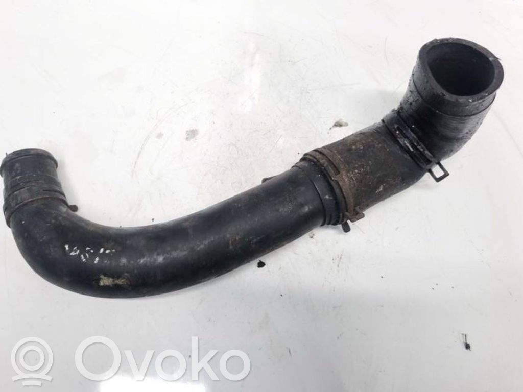 Volkswagen Polo IV 9N3 Tubo flessibile intercooler 