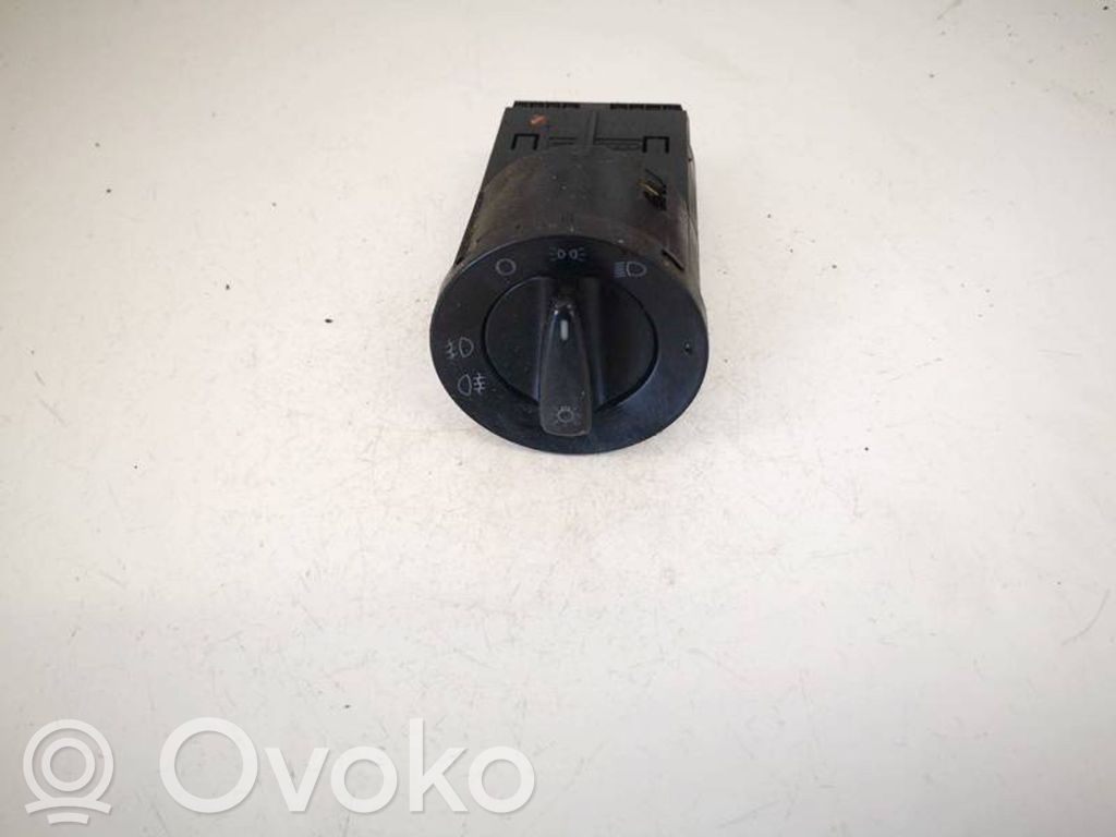 Interruptor de luz   1C0941531A,1C0941531A