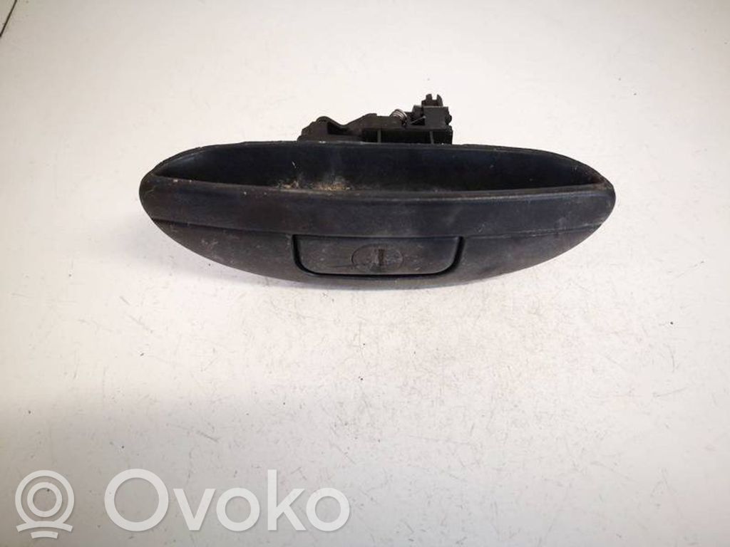 Renault Scenic I Uchwyt / Rączka zewnętrzna otwierania klapy tylnej / bagażnika 
