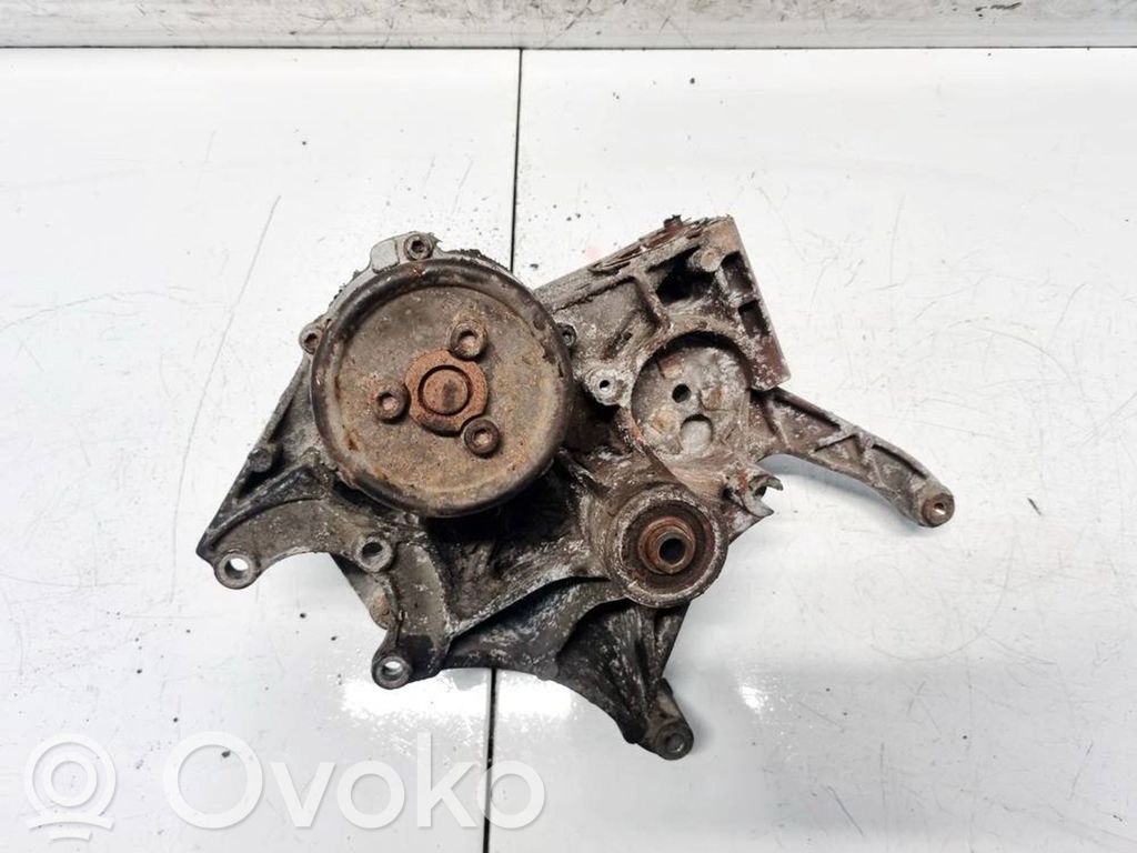 Volkswagen PASSAT B5 Supporto di montaggio del motore (usato) 
