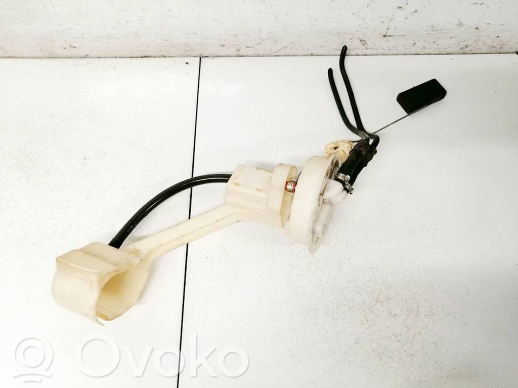 Volkswagen PASSAT B5 Senzor nivel combustibil 