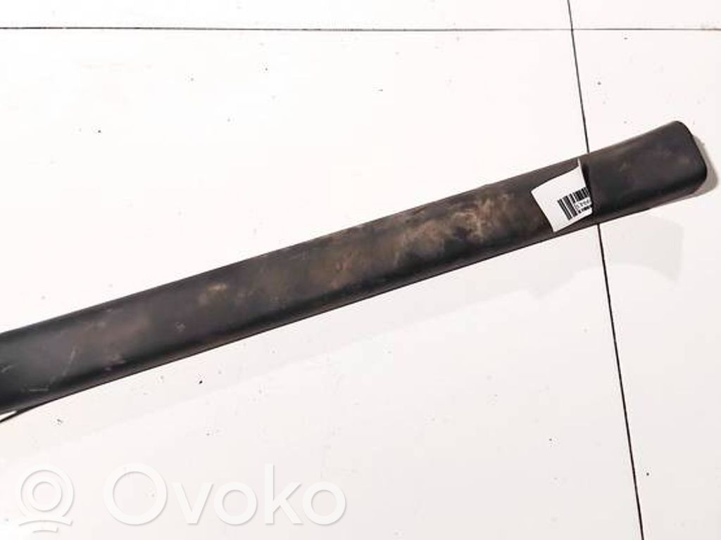 Toyota Yaris Copertura del rivestimento del sottoporta anteriore 