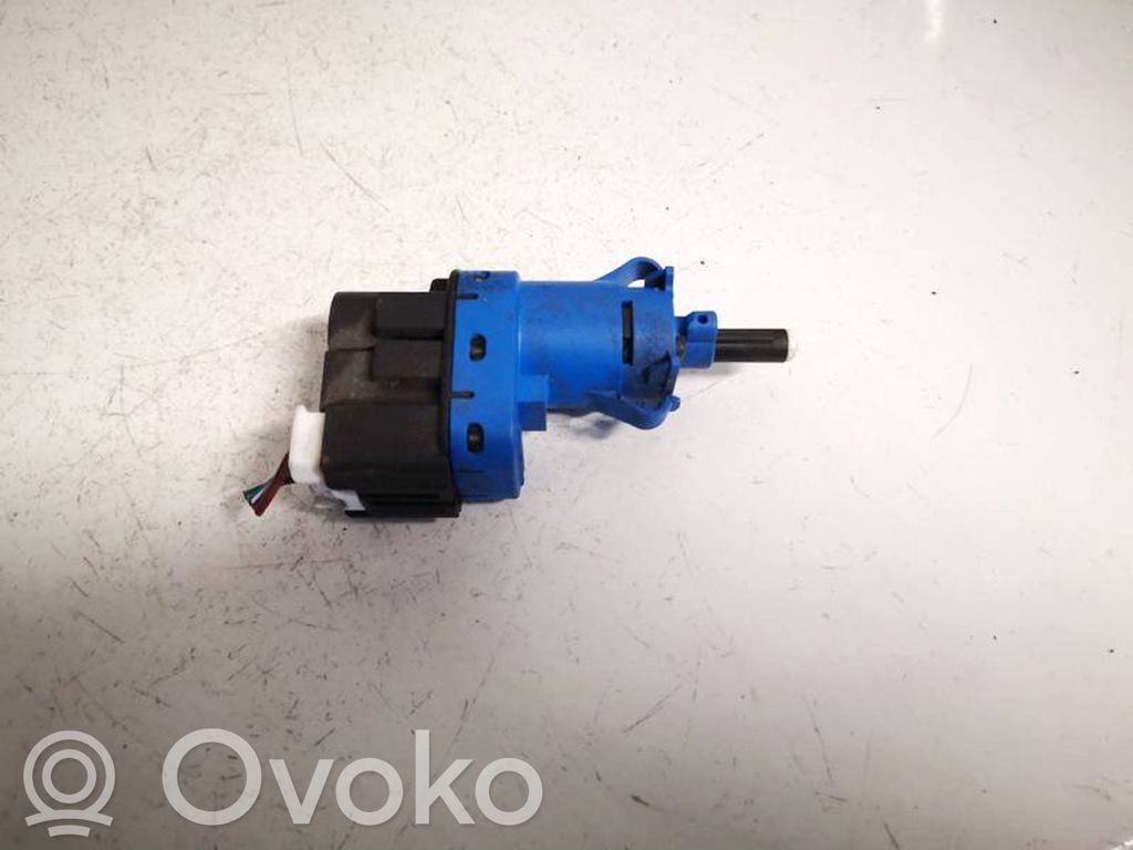 Interruptor sensor del pedal de freno   BN7N,BN7N