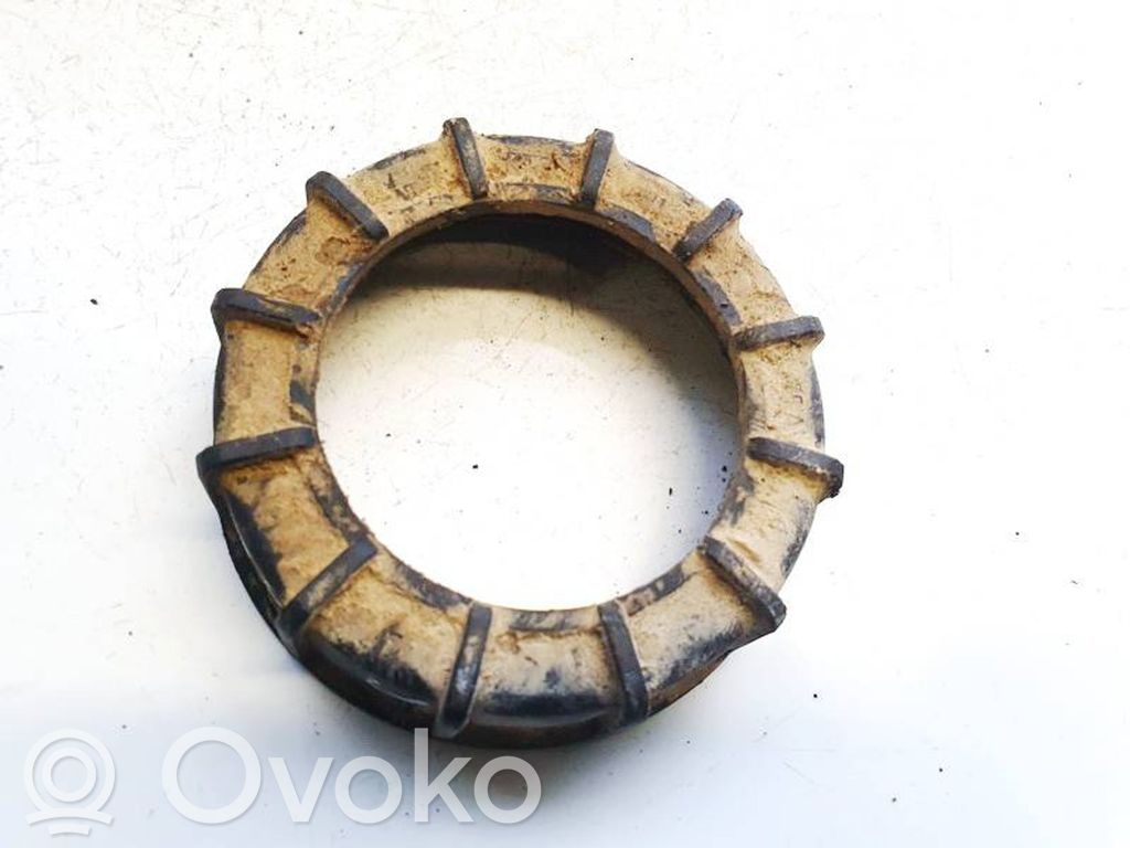 Volkswagen PASSAT B4 Befestigungsmutter Kraftstoffpumpe im Tank