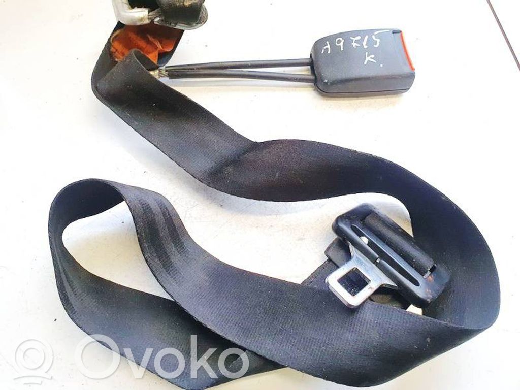 Volkswagen Golf III Cinturón trasero 