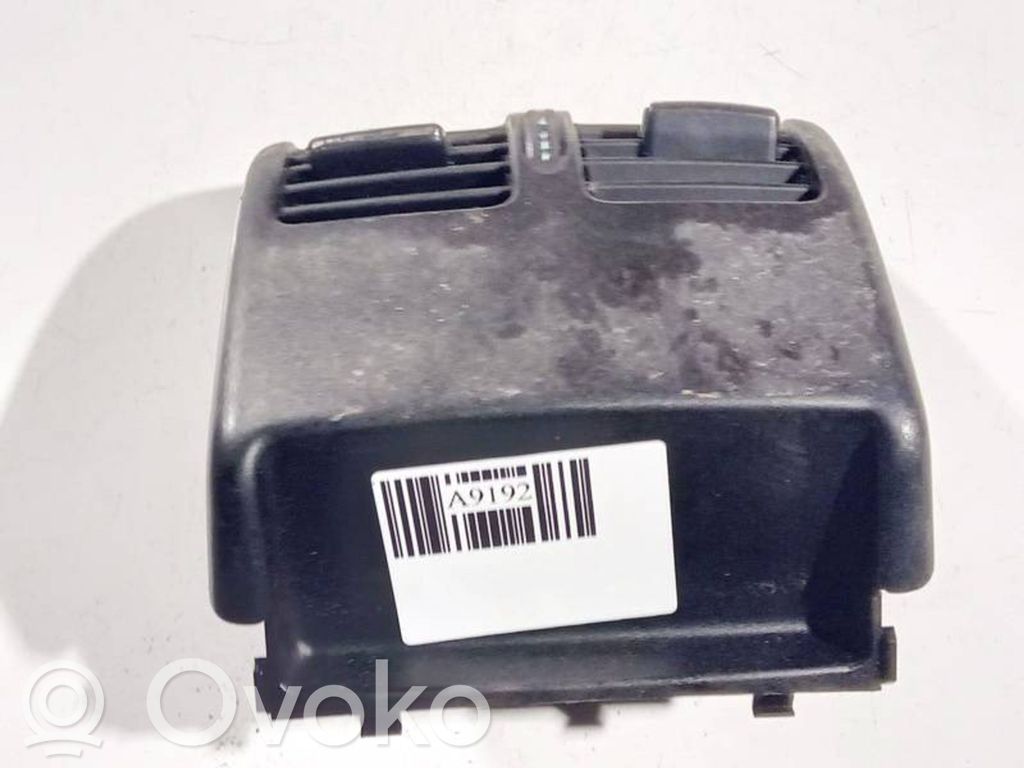 Mercedes-Benz C AMG W204 Griglia di ventilazione centrale cruscotto