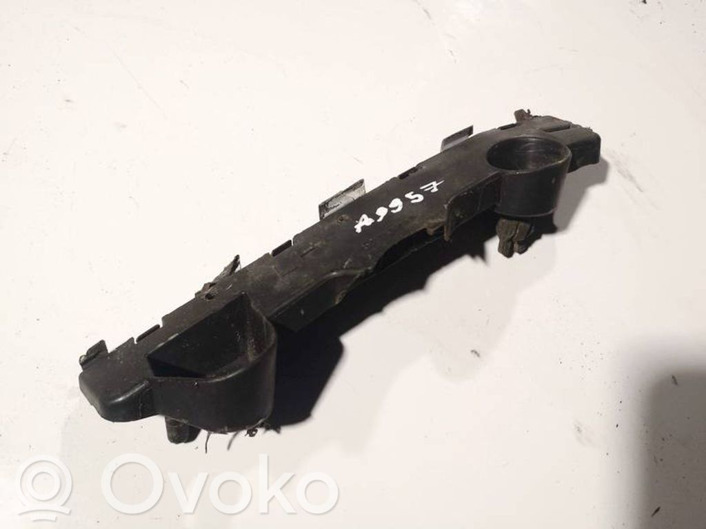 Front bumper mounting bracket   D01N500U1,D01N500U1