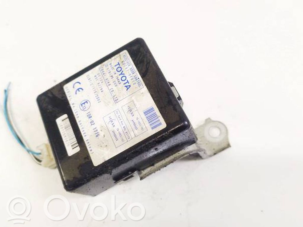Toyota Corolla Verso AR10 Centralina/modulo portiere 