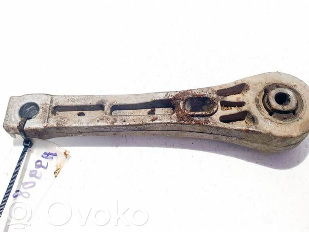 Volkswagen PASSAT B6 Suport tampon motor 