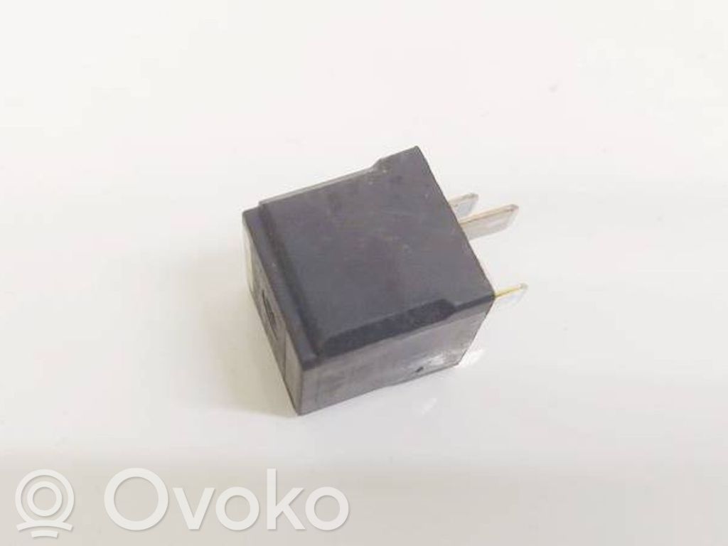 Altri relè   6G9T14B192CA,6G9T14B192CA,6G9T14B192CA,6G9T14B192CA