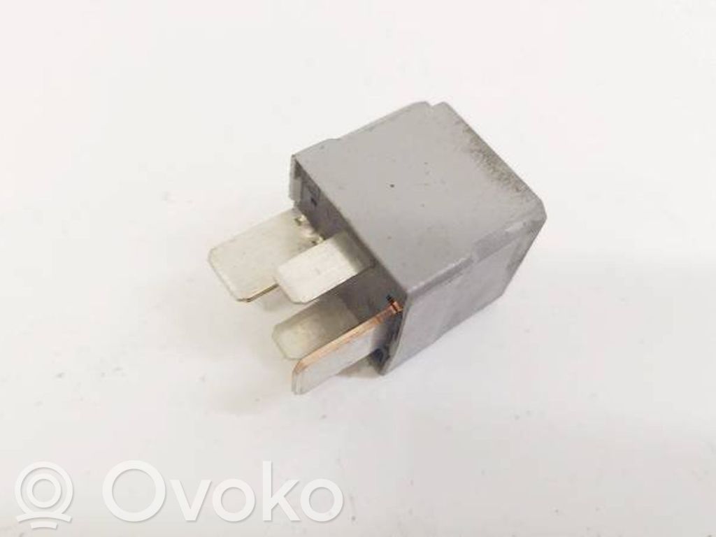 Otros relés   6G9T14B192EA,6G9T14B192EA,6G9T14B192EA,6G9T14B192EA
