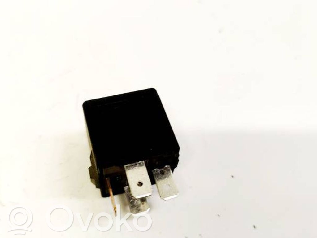 Otros relés   MB953381,V23134B52X240,MB953381,V23134B52X240